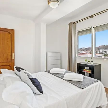 Apartamento 3 Bedroom Near Centre